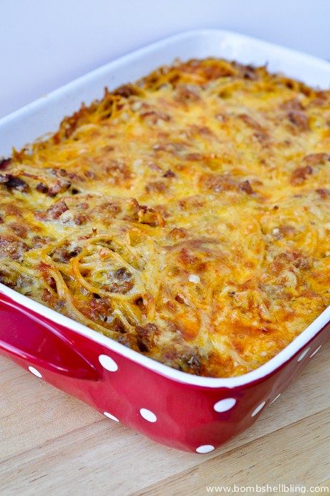 Easy Baked Spaghetti Recipe, Recipe For Family, Easy Pasta Recipe, Food Planning, Baked Spaghetti Recipe, Spaghetti Recipe, Beef Casserole Recipes, Baked Spaghetti, Onion Recipes