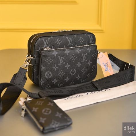 Designer Bags For Men, Louis Vuitton Bags For Men, Louis Vuitton Man Bag, Men Bags Fashion Handbags, Luis Vuitton Outfit Men, Designer Bags Men, Gucci Men Bag, Side Bag For Man, Gucci Bag Men