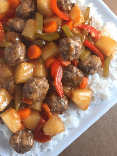 Sweet and Sour Meatball Stir Fry Meatball Stir Fry, Sweet And Sour Vegetables, Ww Lunch, Blw Recipes, Weigh Watchers, Meatball Soup Recipes, Slow Cooker Creamy Chicken, Sweet And Sour Meatballs, Recipe Builder