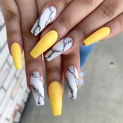 Acrylic Nails Yellow, Yellow Nail Designs, Marble Acrylic Nails, Fantastic Nails, Yellow Nail Art, Yellow Nails Design, Yellow Nail, Nails Yellow, Smink Inspiration