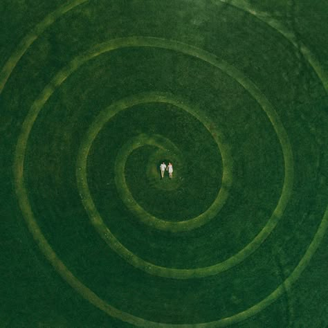 Amazing Wedding Photography, Green Field, Photoshoot Idea, Drone Photography, Green Aesthetic, The Last Airbender, Engagement Photography, The Middle, Engagement Photos