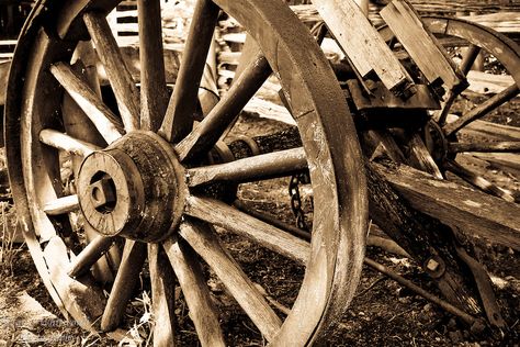 wagon axles and wheels | Abandoned old wooden wagon wheels and axle in B&W Ancient Wheel, Plastic Playhouse, Wooden Wagon Wheels, Wheel In The Sky, Linkedin Image, Wagon Wheels, Old Wagons, Beverly Hills Houses, Wagga Wagga