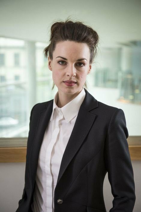 Jessica Raine, Line Of Duty, White Shirt Outfits, Call The Midwife, Armed Robbery, My Fair Lady, Fair Lady, Celeb Crushes, English Actresses