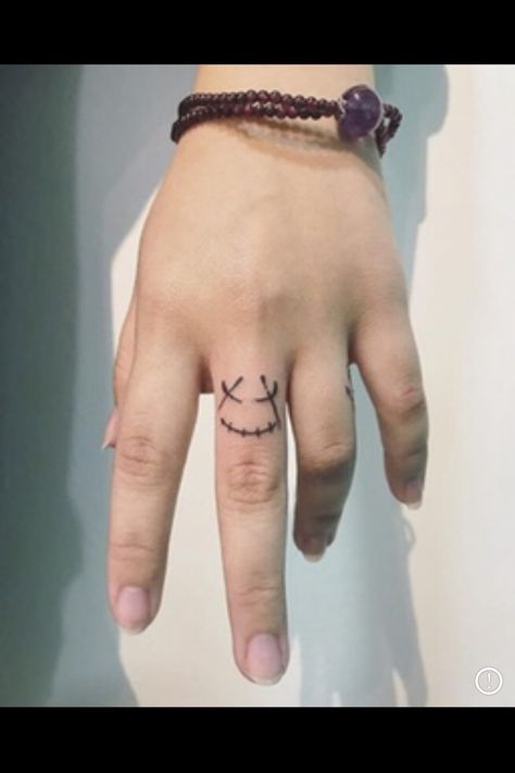 Cool Hand Tats For Guys, Anime Wrist Tattoo, Men Finger Tattoo, Finger Tattoo For Men, Finger Tats Men, Finger Tattoos Men, Finger Tattoos For Men, Men Finger Tattoos, Cool Finger Tattoos