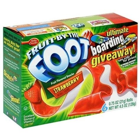 Fruit by the Foot: | The 35 Best School Lunch Snacks Of All Time 2000s Food, Fruit By The Foot, 90s Snacks, 90s Food, Best Stocking Stuffers, Kids Growing Up, 90s Childhood, Lunch Snacks, 90s Kids