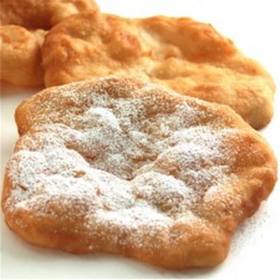 County Fair Fried Dough Gluten Free Fried Dough Recipe, Fried Dough Recipe, Fried Dough Recipes, Fried Bread, Fair Foods, Funnel Cakes, Pan Sin Gluten, Gluten Free Breads, Gf Bread