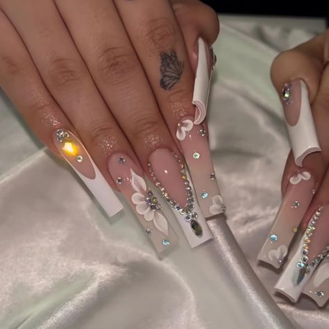 Nails Long Square, Square Press On Nails, Press On Nails Long, Long Acrylic Nail Designs, White French Tip, Nails Design With Rhinestones, French Tip Acrylic Nails, Bling Acrylic Nails, Nails Long