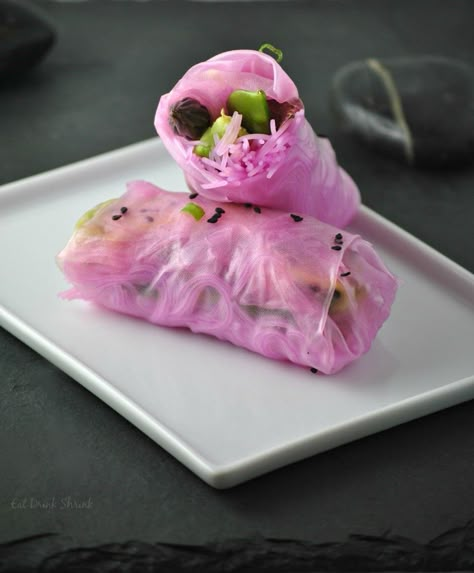 Pink Party Foods, Rice Paper Wraps, Pink Rice, Variety Food, Rice Wraps, Meat Meals, Decadent Food, Sushi Party, Vegan Rice