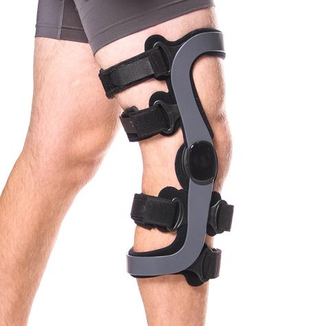 ACL Knee Brace | Functional High Impact Ligament Tear Sports Brace Acl Knee Brace, Common Knee Injuries, Acl Knee, Patellofemoral Pain Syndrome, Swollen Knee, Braces Off, Ligament Tear, Master Board, Knee Exercises