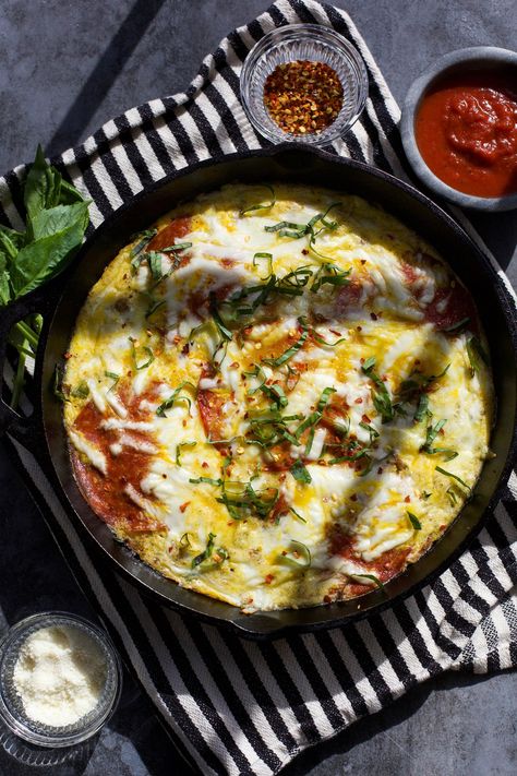 Easy Pizza Frittata — My Diary of Us Pizza Frittata, Blueberry Muffin Bread, Broiled Grapefruit, Easy Frittata, Easy Homemade Biscuits, Leftover Pizza, Hashbrown Breakfast Casserole, Waffles Easy, Pizza Flavors