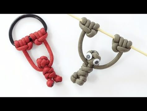 Marvel Paracord Keychain, Paracord Keychain Patterns, Unique Paracord Projects, Easy Paracord Projects, Paracord Projects Diy Tutorials, Easy Paracord Keychain, Paracord Keychain Diy, Paracord People, Paracord Animals