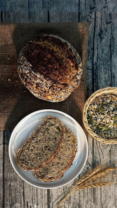 #grains #seeds #sourdoughbread Multigrain, Grill Pan, Sourdough Bread, Grilling, Seeds, Bread, Baking