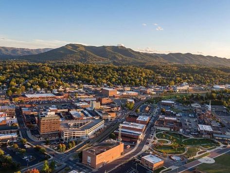 Johnson City Tennessee, Johnson City Tn, City Library, I Love America, Summer Living, Johnson City, Tri Cities, A Farmer, Farmers Markets