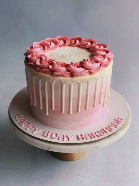 Two Teared Birthday Cake, Cake Designs Easy, Cake Designs Simple, Pink Cake Birthday, Pink Drip Cake, Cake For Wedding, Bolo Musical, Birthday Cake For Women Simple, White Birthday Cakes