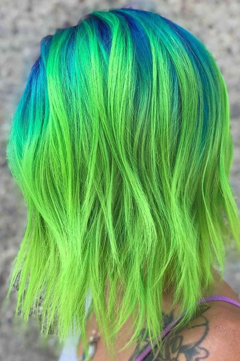 Layered Bob Haircuts & Why You Should Get One In 2024 Modern Layered Bob, Green Ombre Hair, Green Roots, Hair Colors Ideas, Blue Roots, Pulp Riot Hair Color, Check Yourself, Pulp Riot Hair, Layered Bob Haircuts