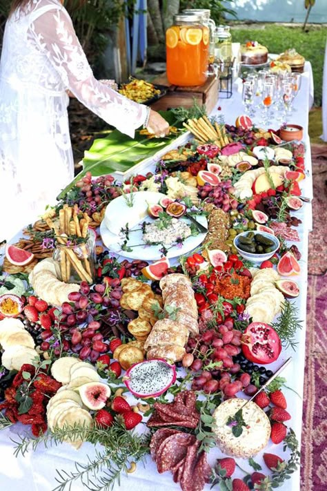 Cool & Colorful Wedding Trend for 2017: The Grazing Table ~ The Poor Girls Pantry 1 meter table platter Grazing Table Ideas, Feasting Table, Buffet Dessert, Grazing Board, Reception Food, Grazing Table, Food Boards, Charcuterie And Cheese Board, Harvest Table