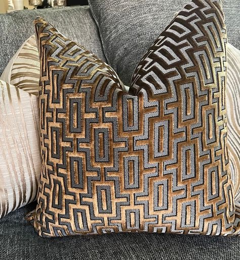 RFMillerDesign - Etsy Pillow Cover Design, Decorative Throw Pillow Covers, Designer Fabric, Designer Pillow, Decorative Pillow Covers, Indore, Birmingham, Apartment Decor, Contemporary Style