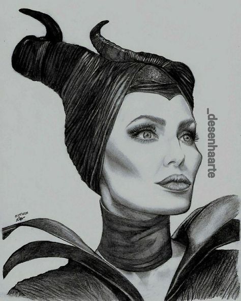 Maleficent Drawing Sketches, Maleficent Art Drawing, Drawing Sketches Realistic, Maleficent Sketch, Drawing Celebrities, Celebrities Drawings, Maleficent Drawing, Sketches Realistic, Celebrity Drawing