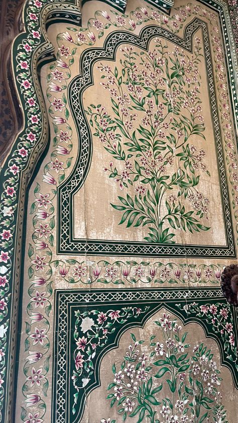 Mughal Architecture Aesthetic, Jaipur Architecture Motifs, Mughal Interior, Mughal Aesthetic, Asian Design Pattern, Mughal Pattern, Indian Palace, Ethnic Print Pattern, Diy Headboard Ideas