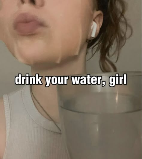 Motivation To Drink Water, Water Goals Motivation, Vision Board Drink Water, Getting Healthier, Water Drinking Aesthetic, Vision Board Water, Drinking Water Motivation, Water Aesthetic Drink, Drink Water Aesthetic