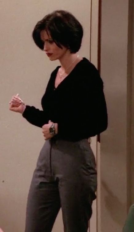 90s Inspired Outfits, Amazing Hairstyles, Shorthair Hairstyles, Monica Geller, Hair Inspiration Short, Hairstyles For Girls, Mia 3, Hair Collection, Short Hair Haircuts