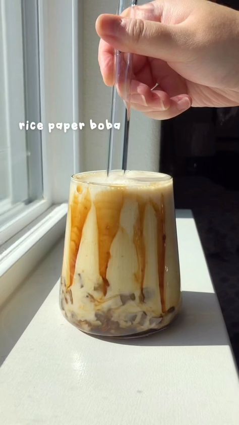 Feed Meimei, Boba Making, Making Boba, Vietnamese Desserts, Boba Tea Recipe, Boba Recipe, Bubble Tea Recipe, Paper Spring, Spring Roll Wrappers