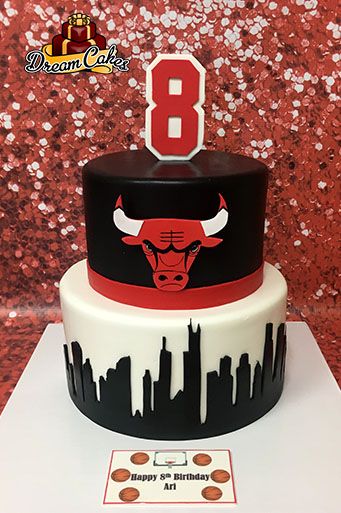 Bulls Cake by Dream Cakes Chicago Chicago Bulls Birthday Backdrop, Bulls Birthday Party Ideas, Chicago Bulls Party Ideas, Chicago Bulls Cake Ideas, Chicago Bulls Birthday Cake, Chicago Bulls Birthday Party Ideas, Bulls Cake, Chicago Bulls Cake, Baseball Wedding Cakes