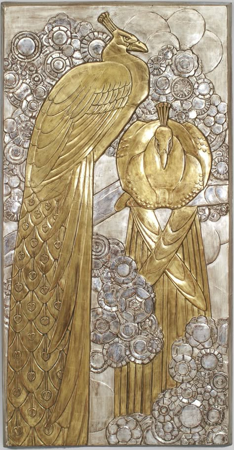 French Art Deco large bias relief wall plaque with a gilt finish showing 2 peacocks (a standing and a perched) with a geometric background. Motif Art Deco, Gold Painting, Art Deco Decor, Peacock Art, Machine Age, Deco Decor, Relief Sculpture, Art Deco Posters, Tableau Art