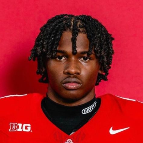 🔴OHIO STATE BUCKEYES⚪️ on Instagram: "Jeremiah Smith is not your ordinary true freshman🤯

Insane Numbers: 

Bench - 355 lbs

Squat - 530 lbs

Clocked in at 23.39 MPH" Jeremiah Smith Ohio State, Jaxon Smith Njigba, Jeremiah Smith, Ohio State Football, Ohio State Buckeyes, Ohio State, Football Players, Ohio, Nfl