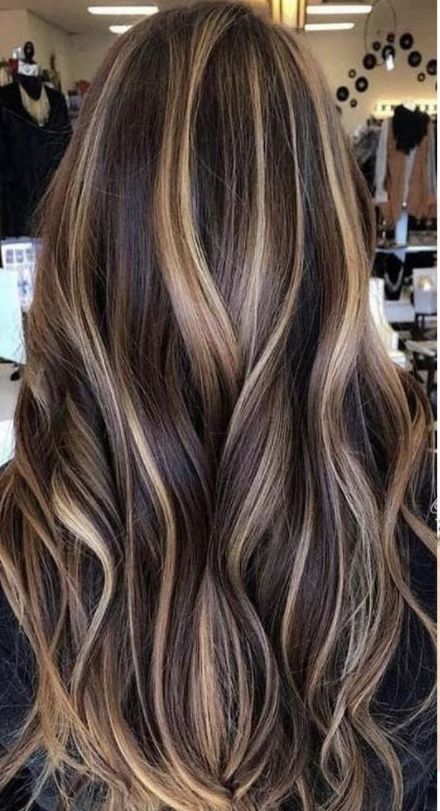 Hair Dies Ideas For Brunettes, Heavy Highlights On Dark Hair, Dimensional Highlights, Baylage Hair, Hair References, Mom Hair, Creative Hair Color, Brunette Hair With Highlights, Chocolate Hair