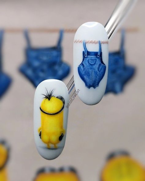 Nails Drawing Cartoon, Nails With Drawings Art Designs, Disney Art Nails, Nail Art Animation, Cute Cartoon Nail Art, Nail Cartoon Design, Minion Nails Acrylic, Minion Nails Designs, Nail Art Designs Cartoon