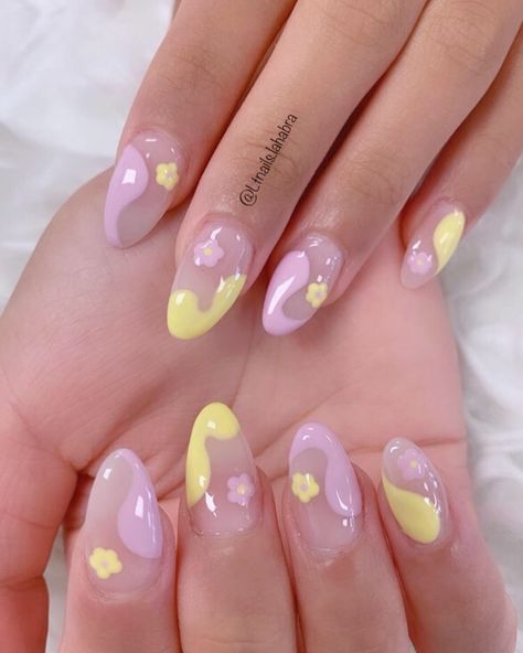 Cute Nails Pastel, Yellow And Pink Nails, Pink And Yellow Nails, Smile Nails, Summer Nails 2024, Fake Nails Designs, Peach Nails, Cute Simple Nails, Pretty Gel Nails