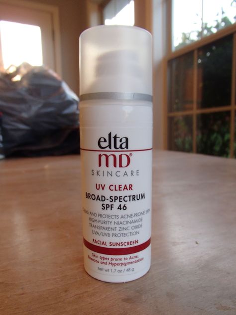 Review: Elta MD UV Clear SPF 46 Sunscreen – Lipstick Latitude Clear Skincare, Elta Md Uv Clear, Silicone Primer, Skincare Sunscreen, Clear Skin Care, Elta Md, Clarisonic Mia, Airless Pump, Skincare Inspiration