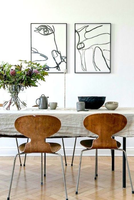 Fritz Hansen – Ant chair, wood version – design Arne Jacobsen Ikea 2015, Ant Chair, Scandinavian Dining Room, Scandinavian Dining, Minimalist Dining Room, Farmhouse Side Table, Arne Jacobsen, Dining Room Inspiration, Fritz Hansen