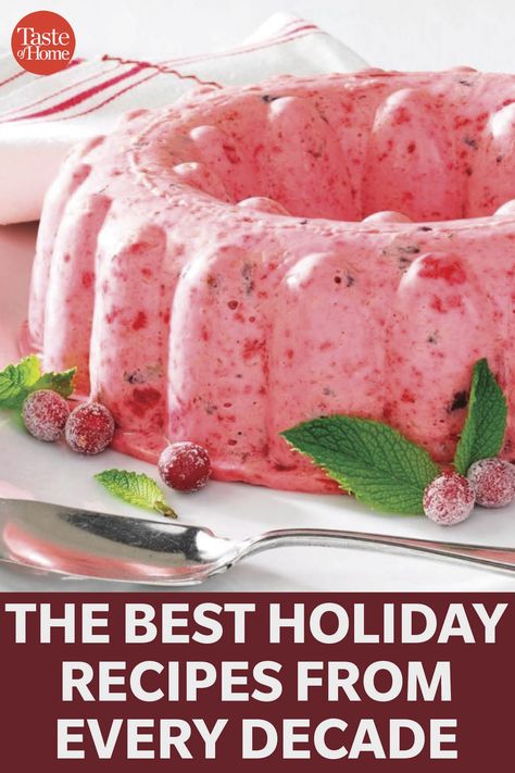 Cranberry Mousse, Cranberry Jello Salad, Congealed Salad, Jello Mold Recipes, Cranberry Jello, Jello Dessert Recipes, Gelatin Recipes, Simple Thanksgiving, Fluff Desserts