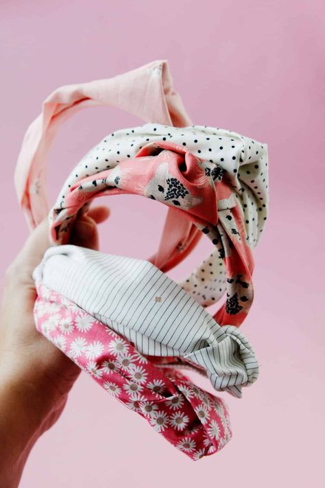 Fabric covered headbands Tutorial - see kate sew Free Sewing Patterns Hair Accessories, How To Make Knotted Headbands, Fabric Headbands Diy Free Pattern, How To Make A Headband Out Of Fabric, Knot Headband Pattern, Head Band Diy, Bow Headband Diy, Sewing Hair Accessories, Fabric Headbands Diy