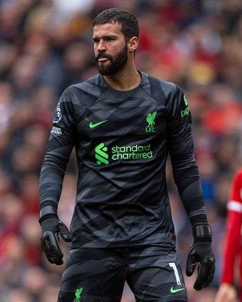 Liverpool Goalkeeper, Goalkeeper Jersey, Goal Keeper, Foot Ball, Goalkeeper Gloves, You'll Never Walk Alone, European Royalty, Liverpool Football Club, Liverpool Football