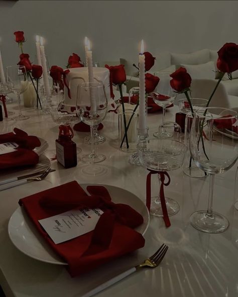 Valentines Restaurant Decor Ideas, Red Theme Table Setting, Parisian Party Aesthetic, Red Party Decorations Aesthetic, Table Set Up For Valentines Day, Wine Red Party Decorations, Red Black And Gold Theme Party, Red Table Setting Ideas, Red Wine Party Decorations