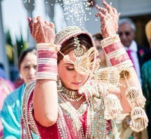 6 Vidai Songs For Your Wedding  PC: James Thomas Long Photography  shaadishop.co भारतीय दुल्हन संबंधी, Punjabi Weddings, Punjabi Bride, Indian Wedding Inspiration, Big Fat Indian Wedding, Wedding Rituals, Punjabi Wedding, Sikh Wedding, Indian Brides