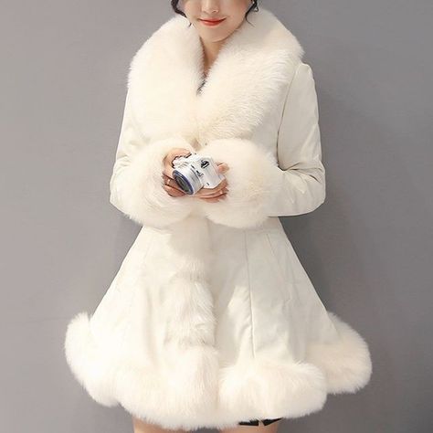 Fur Jacket Outfit Dressy, Fluffy Coat Outfit, Dress With Fur Coat, White Fluffy Coat, Trent Coat, Fur Jacket Outfit, White Fur Jacket, Cute Winter Coats, Long Coat Outfit