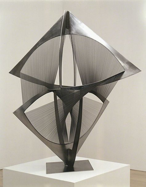 Constructivism Sculpture, Construction Sculpture, Naum Gabo, Giuseppe Penone, Black Sculpture, Jean Arp, Alexander Calder, Kinetic Art, Contemporary Sculpture