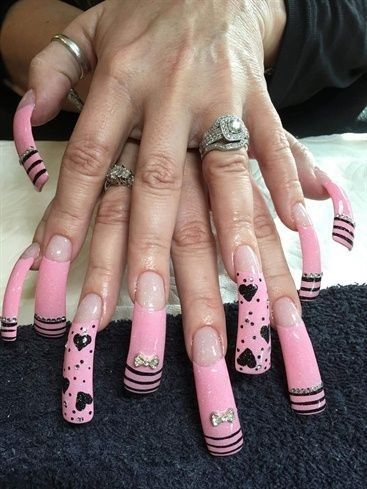 Nail Humor, Ugly Nails, Valentine Nails Pink, Flare Nails, Nail Pink, Bad Nails, Valentine Nail, Nails Valentines, Curved Nails