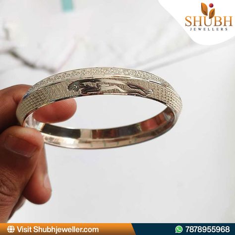 Presenting our sleek Jaguar (Panther) Style V-Shape Pure Silver Kada for Men, exuding strength and style in every detail. Order on WhatsApp 7878955968. Or visit our website www.shubhjeweller.com #shubhjewellers #shubhjeweller #jewellery #jewellerydesign #silverkada #mensfashion #jaguarstyle #pantherstyle Silver Kada For Men, Jaguar Panther, Silver Kada, Silver Jewellery Online, Silver Chain For Men, Fine Silver Jewelry, Chains For Men, Shape Design, Pure Silver