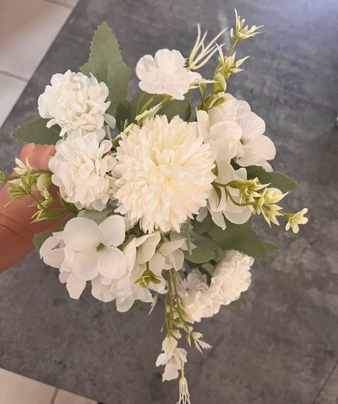 Daliah Bouquet, White Dahlia Bouquet, Dahlia Wedding Bouquets, Hydrangea Bouquet Wedding, Dahlias Wedding, White Dahlia, Dahlia Bouquet, Prom Inspo, Hydrangea Bouquet