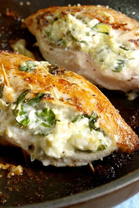 You Need to Start Stuffing Chicken with Spinach-Artichoke Dip ImmediatelyDelish Easy Stuffed Chicken Recipes, Artichoke Stuffed Chicken, Stuffed Chicken Recipe, Artichoke Stuffed, Artichoke Recipes, Chicken Entrees, Spinach Artichoke Dip, Chicken Main Dishes, Breast Recipe