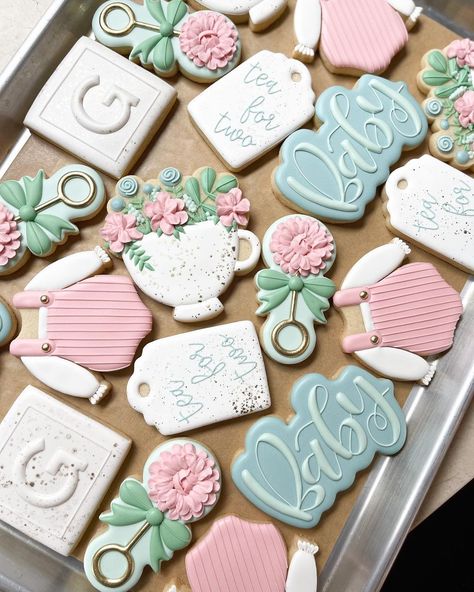 Baby Shower Afternoon Tea, Baby Tea Party, Tea Party Cookies, Wedding Shower Cakes, Bridal Cookies, Floral Teacup, Bridal Tea Party, Party Cookies, Bridal Shower Cookies