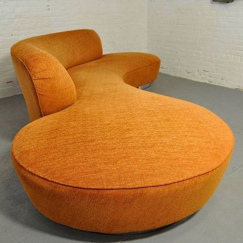 Serpentine Sofa, Deco Orange, Vladimir Kagan, Retro Interior Design, Dream Furniture, Retro Interior, Furniture Couch, Funky Furniture, Diy Furniture Couch