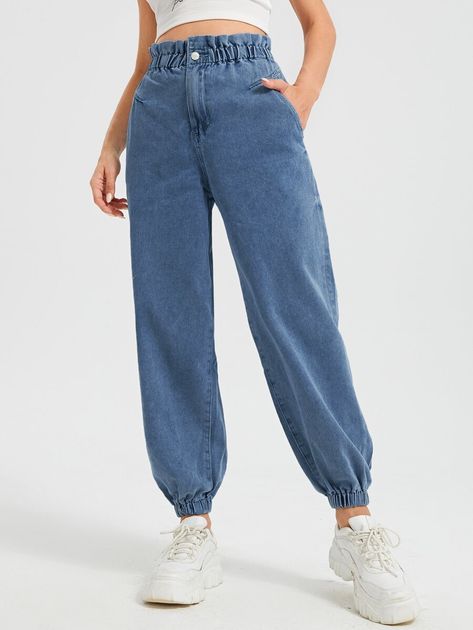 Jogger Jeans Women, Paperbag Jeans, Bag Jeans, Elastic Waist Jeans, Denim Projects, Stylish Photo Pose, Patterned Jeans, Girls Fashion Clothes, Jogger Jeans