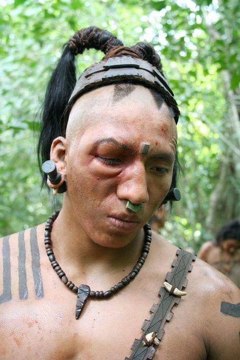 Ricardo Diaz Mendoza as Cut Rock. Apocalypto Aztec Hairstyles, Aztec Gods And Goddesses, Jaguar Paw, Aztec Stone, Aztec Gods, Aztec Warrior Tattoo, Aesthetic History, Maya Civilization, Aztec Warrior