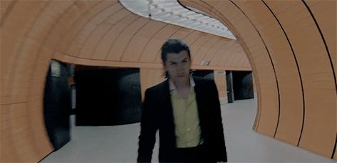 Arctic Monkeys Gif, Monkey Gif, Alex Turner Arctic Monkeys, Tranquility Base, Arctic Monkey, Alex Arctic Monkeys, Party Anthem, Baby Monkeys, Aesthetic Profile